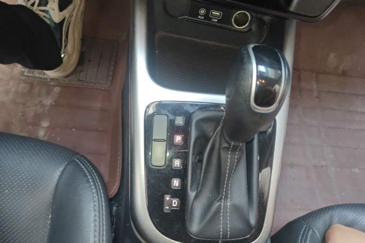 Used Kia KX3 2017 1.6L Automatic Aoya Version Gear Lever