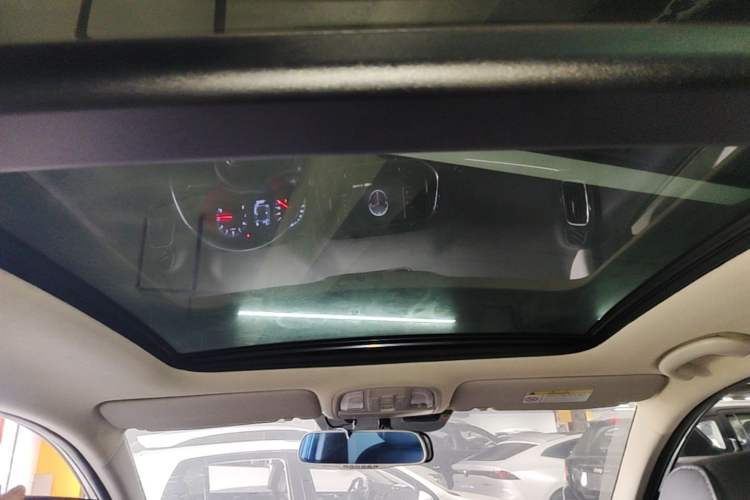 Used Kia KX3 2017 1.6L Automatic Aozun Edition Headliner