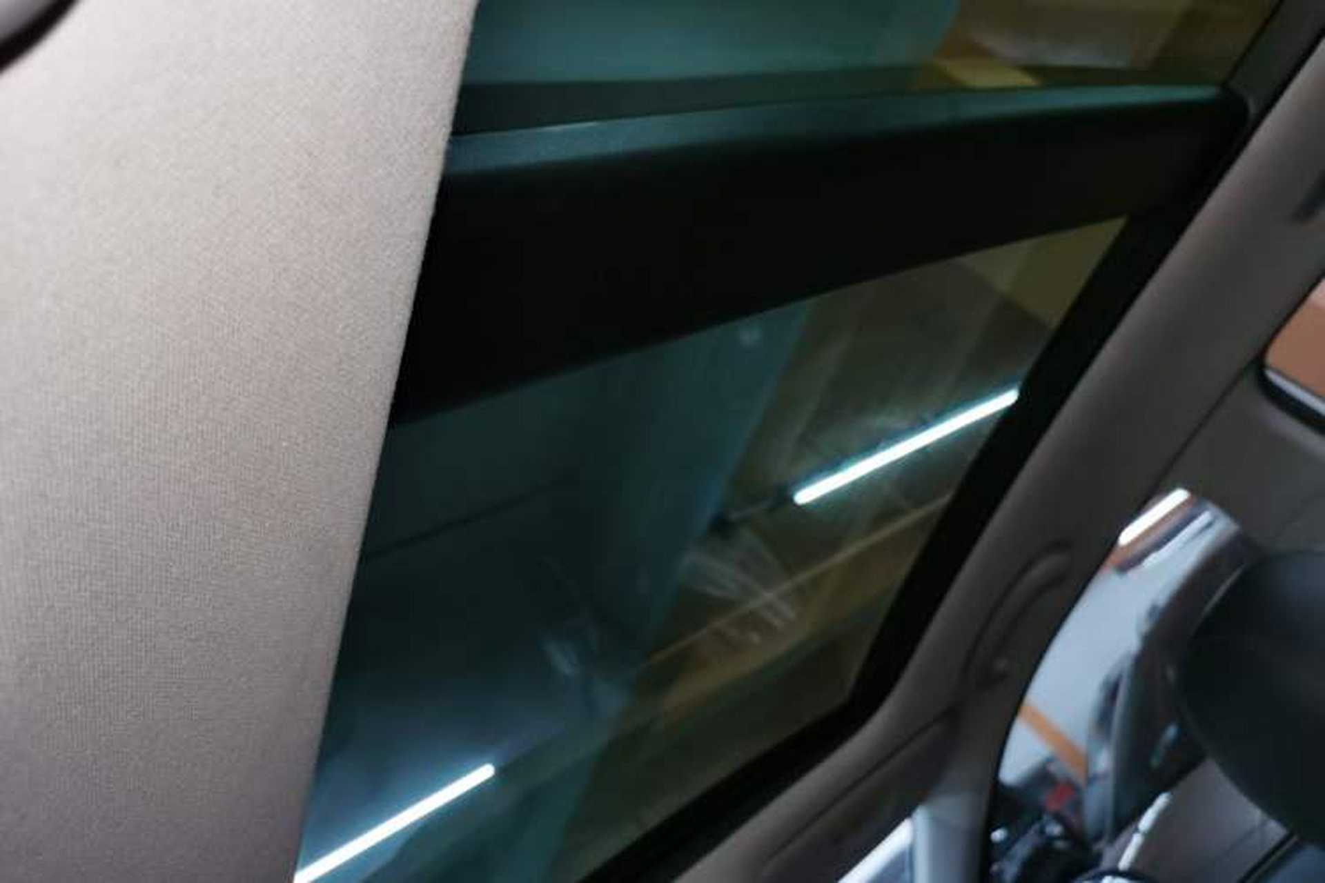 Used Kia KX3 2017 1.6L Automatic Aoya Version Headliner