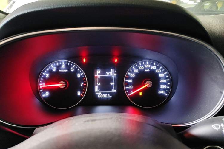 Used Kia KX3 2017 1.6L Automatic Aozun Edition Instrument Cluster