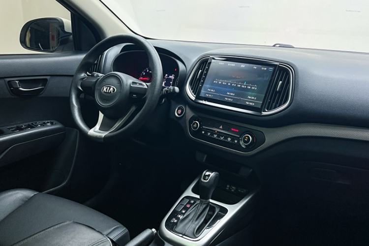 Used Kia KX3 2017 1.6L Automatic Aoya Version Interior 1