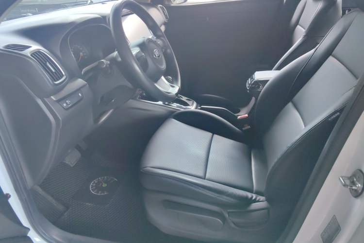 Used Kia KX3 2017 1.6L Automatic Aoya Version Interior 1