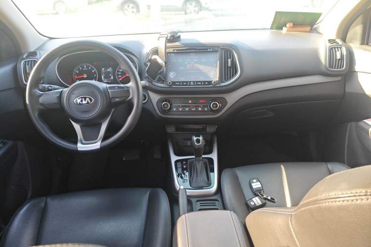 Used Kia KX3 2017 1.6L Automatic Aoya Version Interior 2