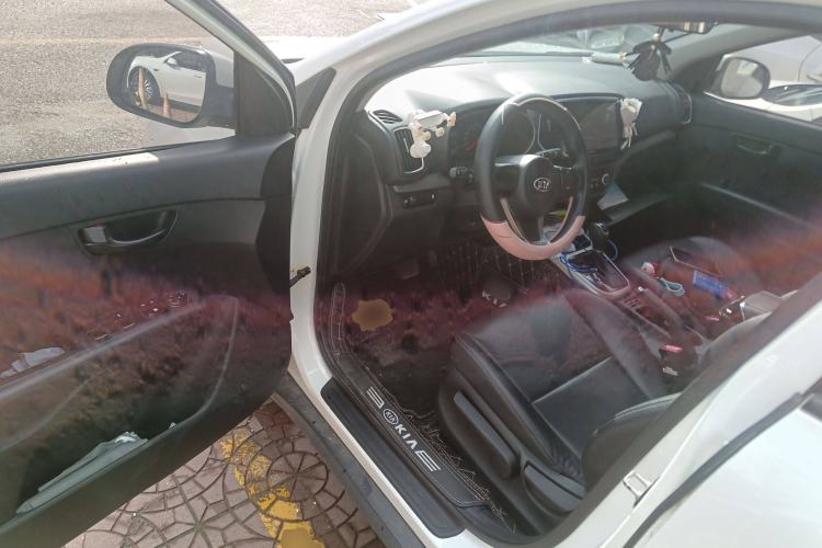 Used Kia KX3 2017 1.6L Automatic Aoya Version Interior 3