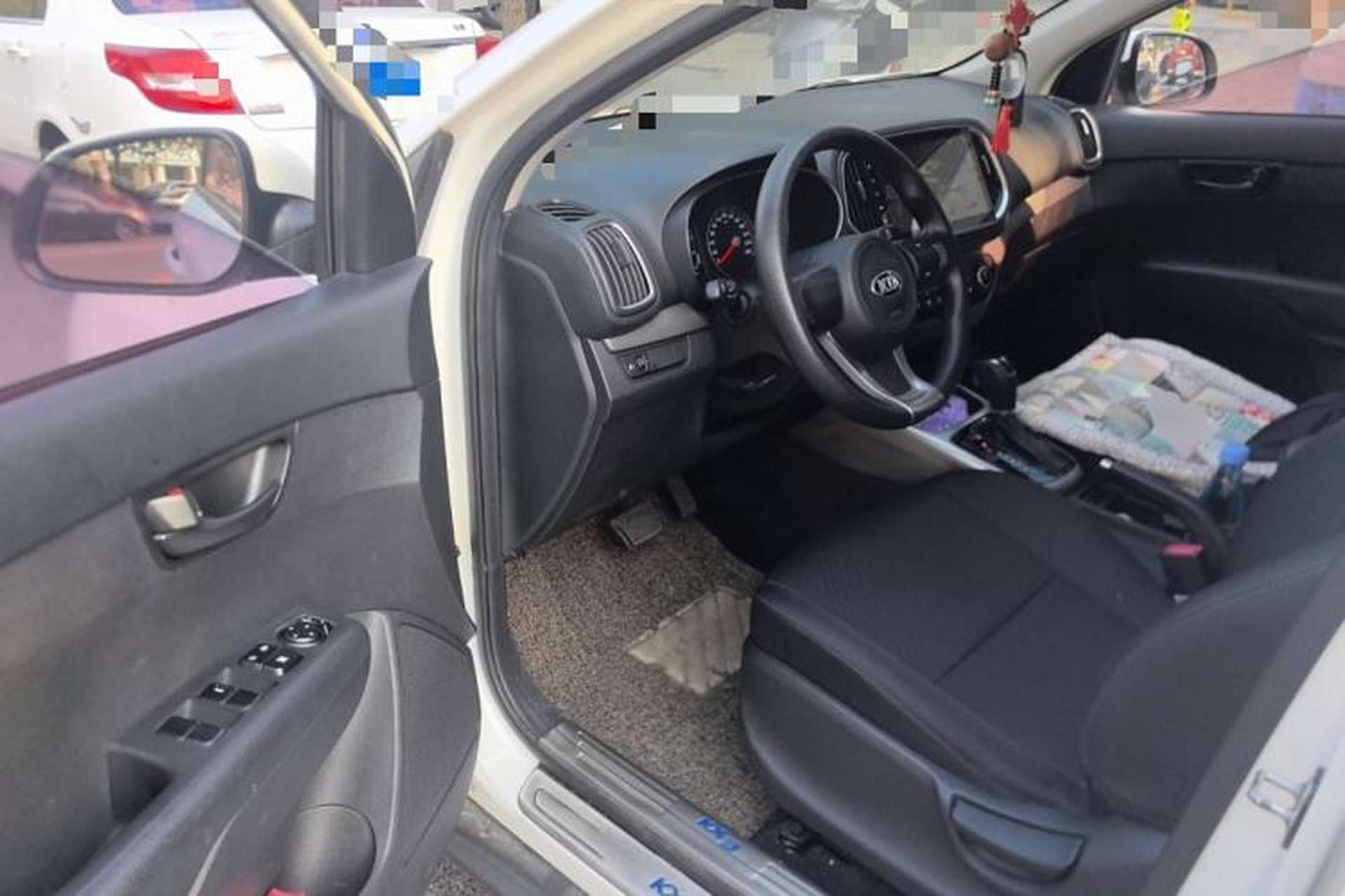 Used Kia KX3 2017 1.6L Automatic Aofeng Edition Interior 3