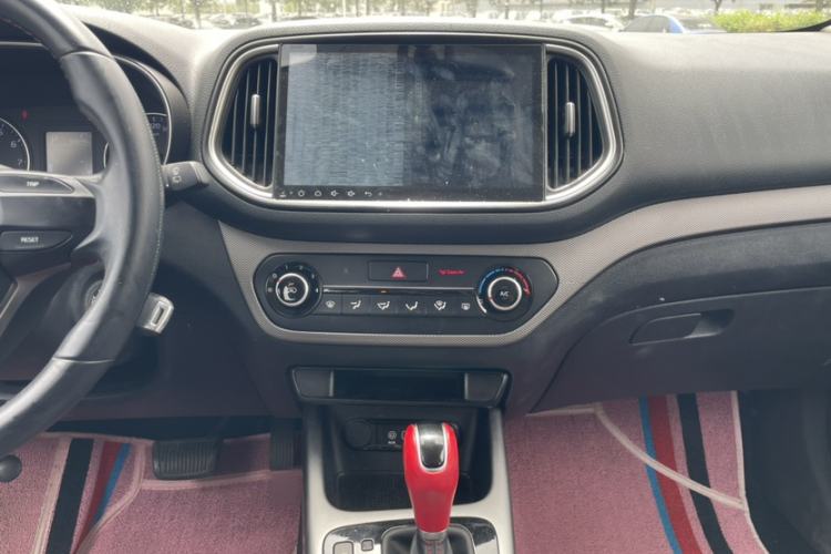 Used Kia KX3 2017 1.6T Automatic Aoya Edition Interior 3