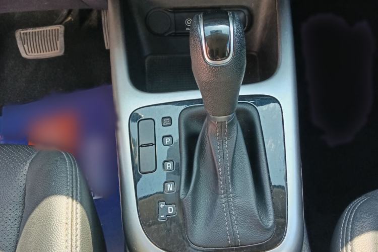 Used Kia KX3 2017 1.6L Automatic Aoya Version Interior 4