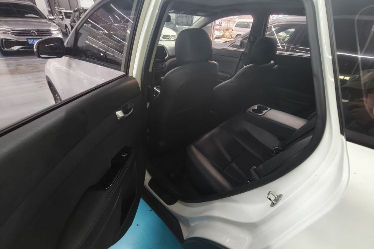 Used Kia KX3 2017 1.6L Automatic Aoya 15th Anniversary Special Edition Interior 5