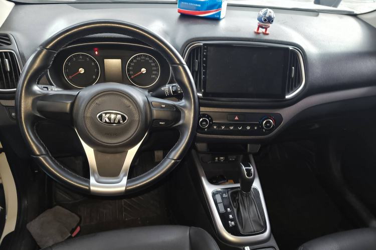 Used Kia KX3 2017 1.6L Automatic Aoya 15th Anniversary Special Edition Interior 6