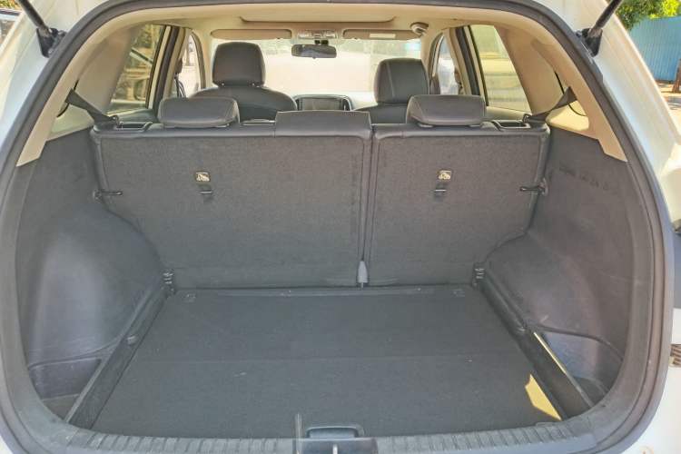 Used Kia KX3 2017 1.6L Automatic Aoya Version Interior 8