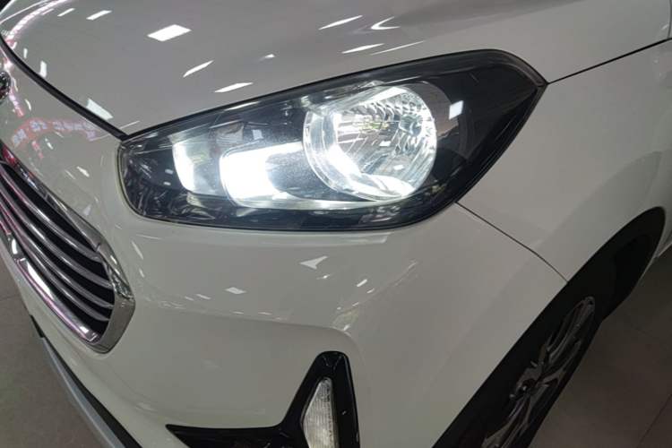 Used Kia KX3 2017 1.6L Automatic Aoya Version Left Front Headlight