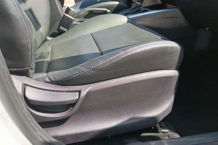 Used Kia KX3 2017 1.6L Automatic Aoya Version Left Front Seat
