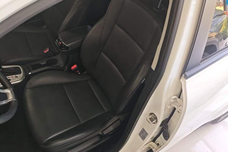 Used Kia KX3 2017 1.6L Automatic Aoya Version Left Front Seat