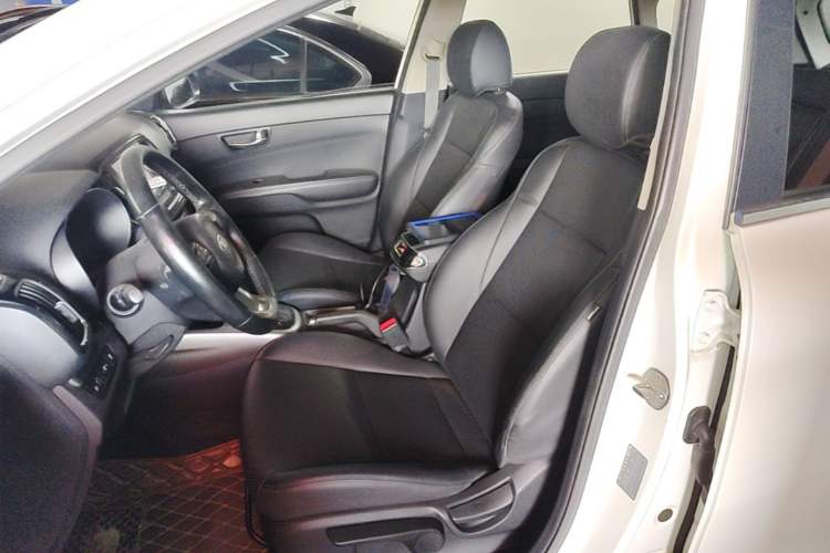 Used Kia KX3 2017 1.6L Automatic Aozun Edition Left Front Seat