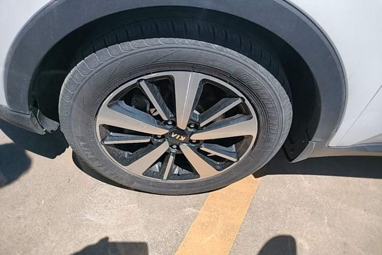 Used Kia KX3 2017 1.6T Automatic Aoya Edition Left Front Wheel Hub