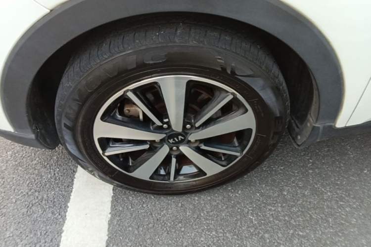 Used Kia KX3 2017 1.6T Automatic Aoya Edition Left Front Wheel Hub
