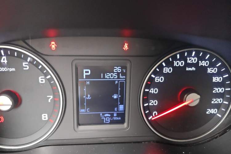 Used Kia KX3 2017 1.6L Automatic Aoya Version Odometer Close Up
