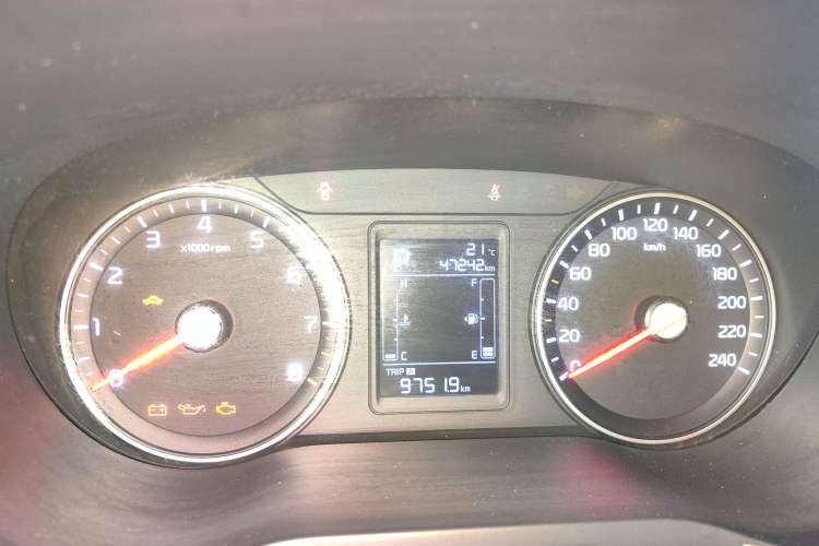 Used Kia KX3 2017 1.6L Automatic Aoya Version Odometer Close Up