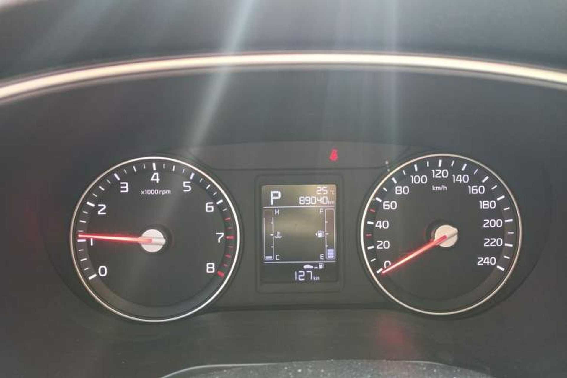 Used Kia KX3 2017 1.6L Automatic Aoya Version Odometer Close Up