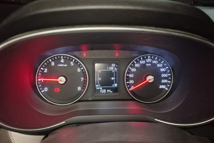 Used Kia KX3 2017 1.6L Manual Aofeng Edition Odometer Close Up