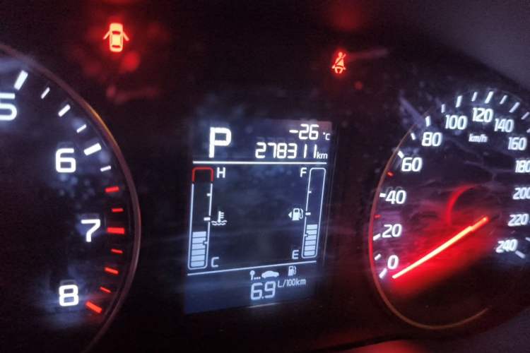 Used Kia KX3 2017 1.6L Automatic Aoya Version Odometer Close Up