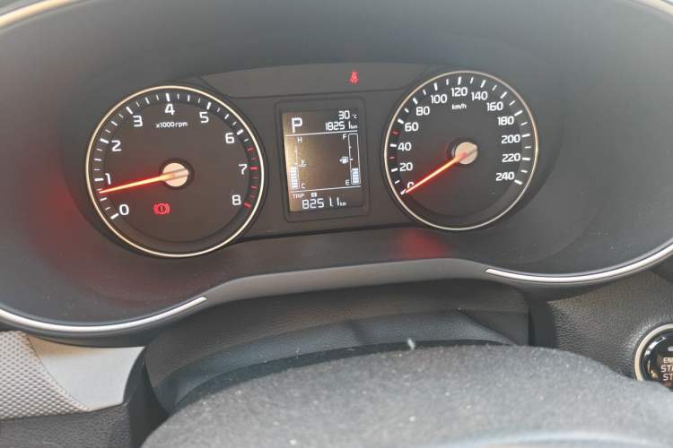Used Kia KX3 2017 1.6L Automatic Aoya Version Odometer Close Up