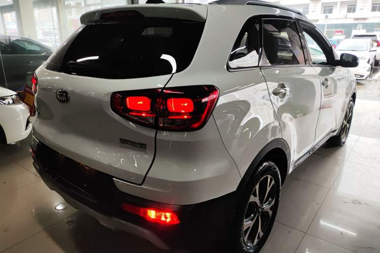 Used Kia KX3 2017 1.6L Automatic Aoya Version Rear Right 45 Deg