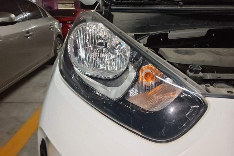 Used Kia KX3 2017 1.6L Manual Aofeng Edition Right Front Headlight