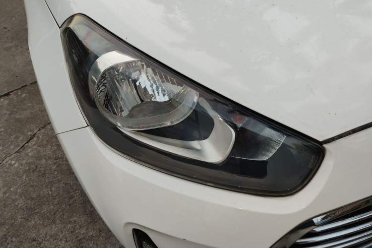 Used Kia KX3 2017 1.6L Automatic Aoya Version Right Front Headlight