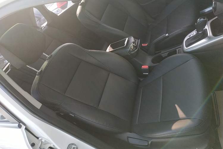 Used Kia KX3 2017 1.6L Automatic Aoya Version Right Front Seat