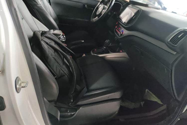 Used Kia KX3 2017 1.6L Automatic Aoya Version Right Front Seat