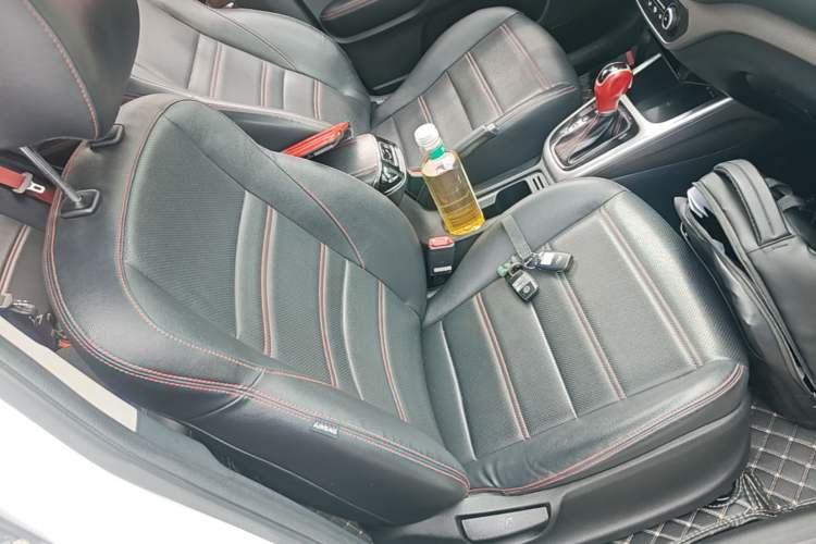 Used Kia KX3 2017 1.6T Automatic Aoya Edition Right Front Seat