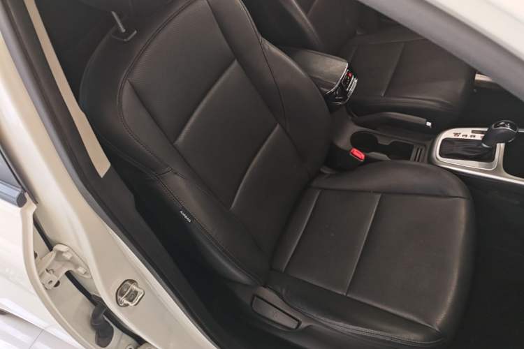 Used Kia KX3 2017 1.6L Automatic Aoya Version Right Front Seat