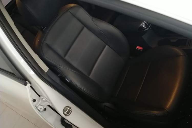 Used Kia KX3 2017 1.6L Automatic Aoya Version Right Front Seat