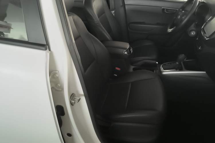 Used Kia KX3 2017 1.6L Automatic Aoya Version Right Front Seat