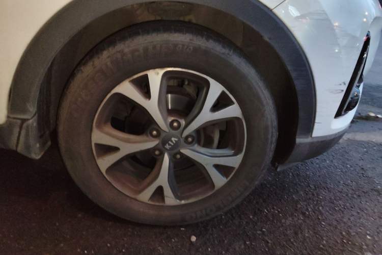 Used Kia KX3 2017 1.6L Automatic Aoya Version Right Front Wheel Hub