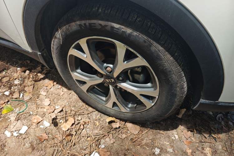 Used Kia KX3 2017 1.6L Automatic Aoya 15th Anniversary Special Edition Right Front Wheel Hub