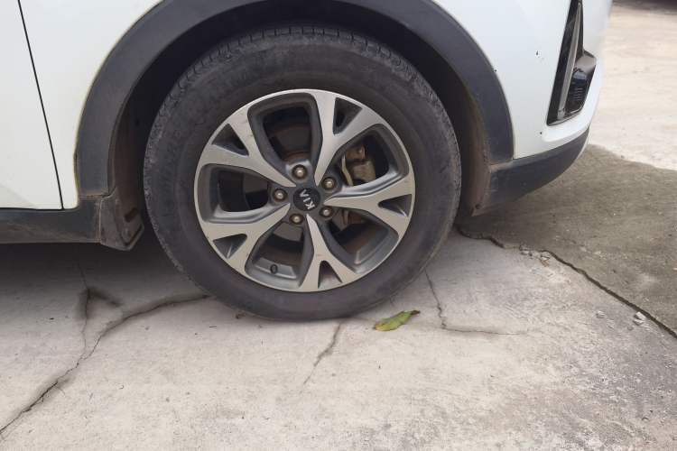 Used Kia KX3 2017 1.6L Automatic Aoya Version Right Front Wheel Hub