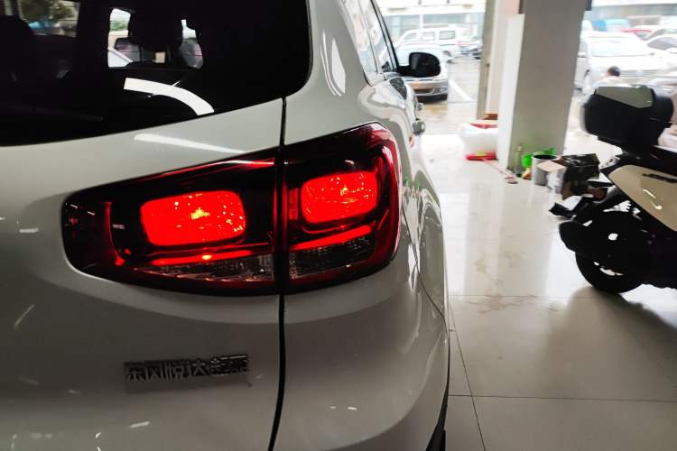 Used Kia KX3 2017 1.6L Automatic Aoya Version Right Rear Taillight