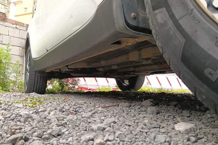 Used Kia KX3 2017 1.6T Automatic Aoya Edition Right Side Sill