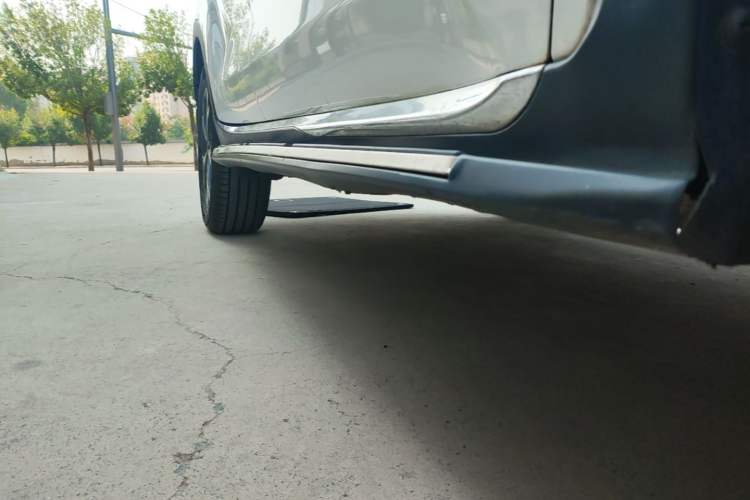Used Kia KX3 2017 1.6L Automatic Aoya Version Right Side Sill