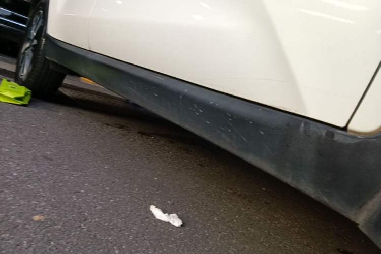 Used Kia KX3 2017 1.6T Automatic Aoya Edition Right Side Sill
