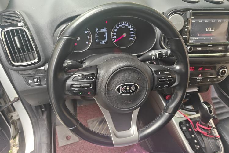 Used Kia KX3 2017 1.6L Automatic Aozun Edition Steering Wheel
