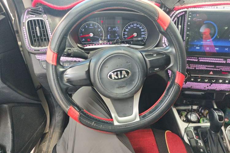 Used Kia KX3 2017 1.6L Automatic Aoya 15th Anniversary Special Edition Steering Wheel
