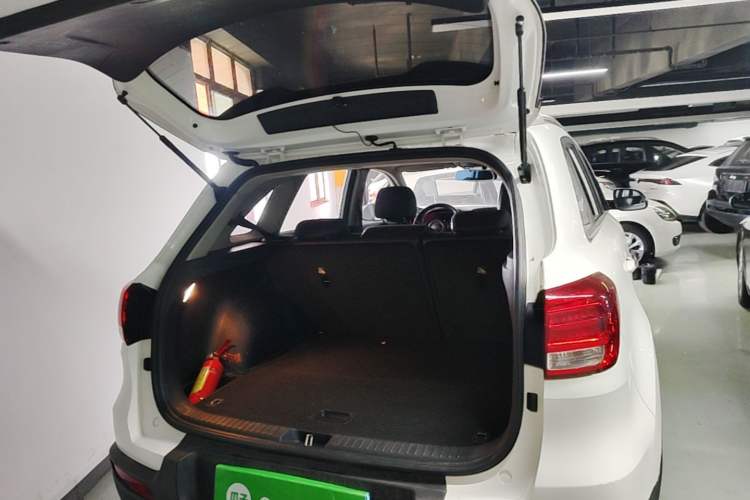 Used Kia KX3 2017 1.6L Automatic Aozun Edition Trunk