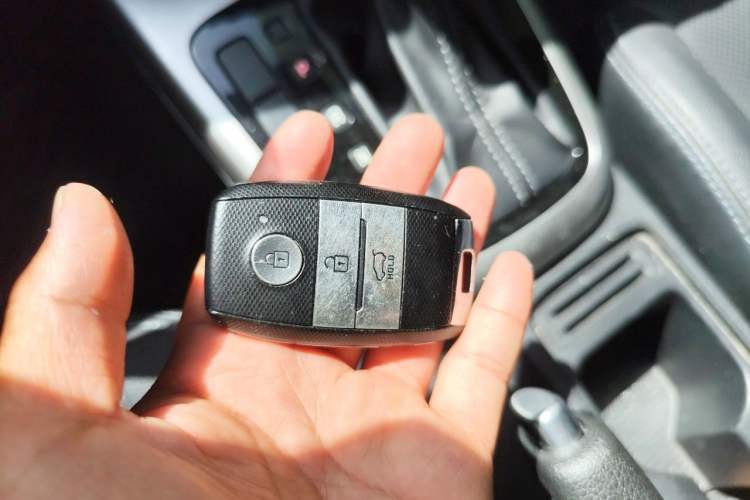 Used Kia KX3 2017 1.6L Automatic Aoya Version Vehicle Key