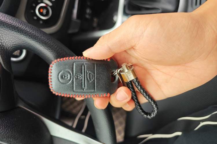 Used Kia KX3 2017 1.6L Automatic Aozun Edition Vehicle Key