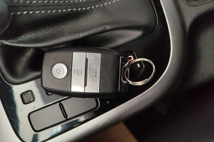 Used Kia KX3 2017 1.6L Automatic Aoya Version Vehicle Key