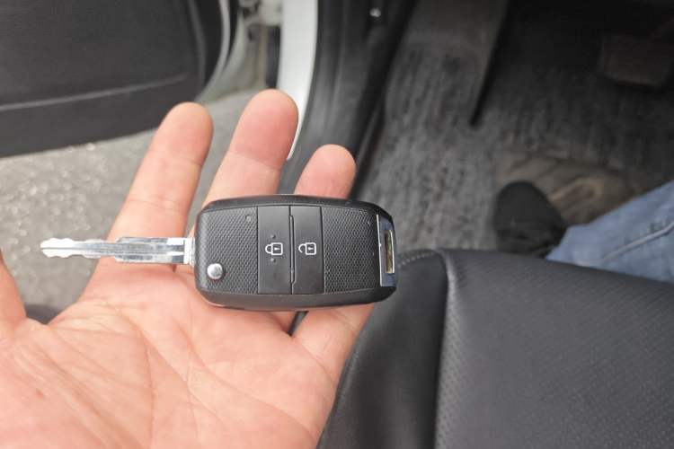 Used Kia KX3 2017 1.6L Automatic Aoya Version Vehicle Key