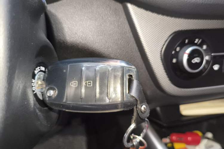 Used Kia KX3 2017 1.6L Automatic Aoya Version Vehicle Key